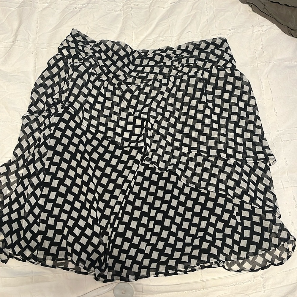Nine West size S work skirt